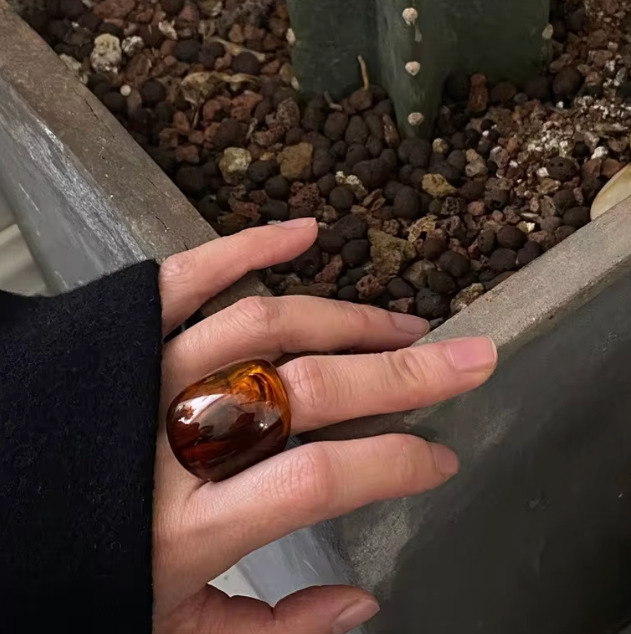 Dakota Amber Ring