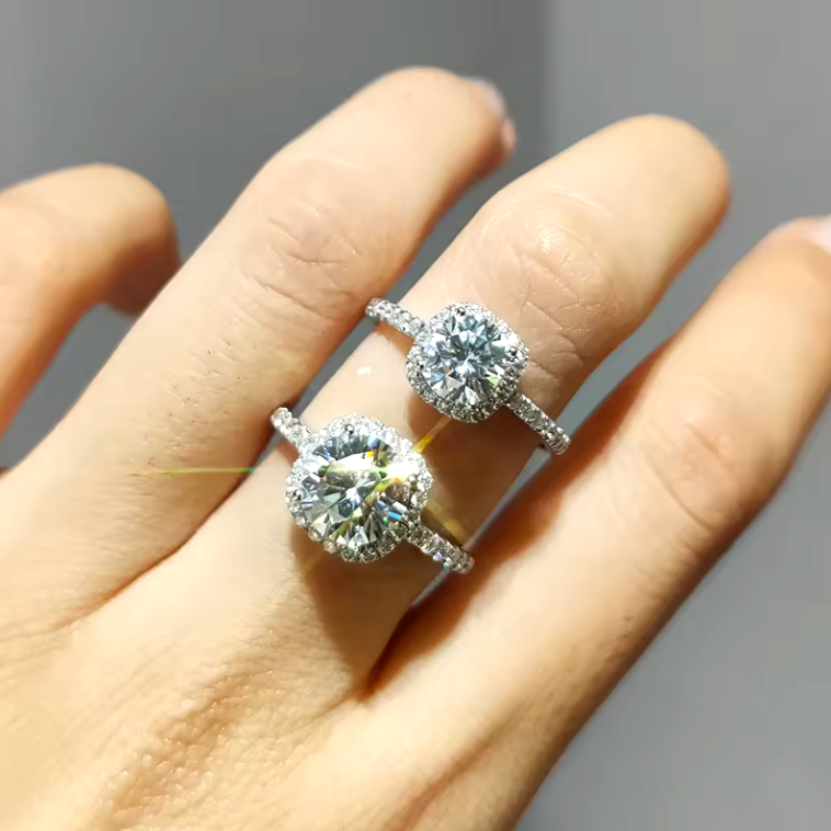 Eterna Moissanite Promise Ring
