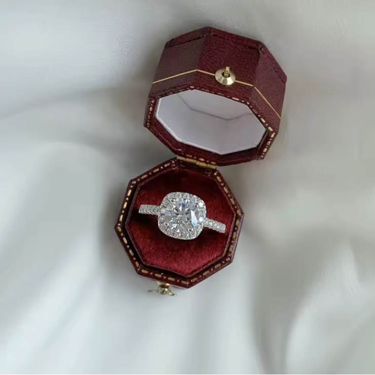 Eterna Moissanite Promise Ring